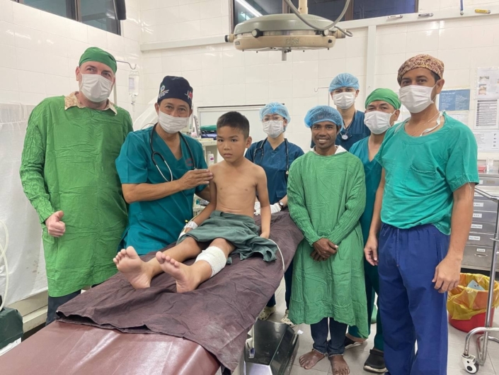 11. Kinder-OP-Mission 2015, Stung Treng, Kambodscha